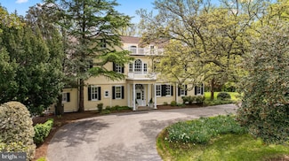 8555 Hill Spring Dr, Lutherville Timonium, MD 21093