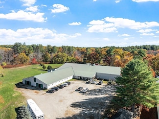 84 Powers Rd, Westford, MA 01886