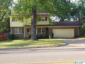 4806 Rutledge Dr NW, Huntsville, AL 35816