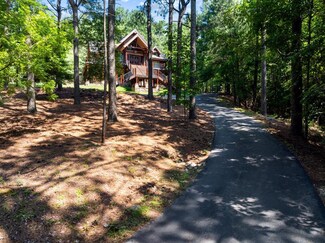 441 Hiddenwater Rd, Broken Bow, OK 74728