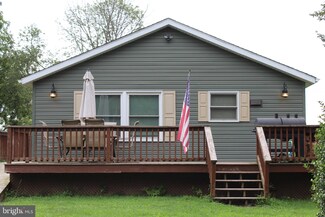 18 Barb Ln, Boyertown, PA 19512