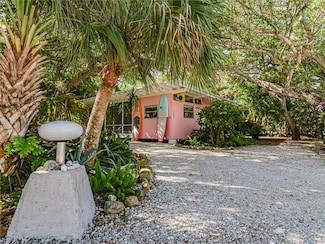 1881 E Barefoot Place, Vero Beach, FL 32963