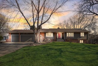 7015 Lanham Ln, Edina, MN 55439