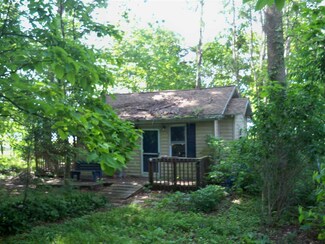 9190 E 430 S, Wolcottville, IN 46795