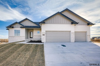 20119 R St, Omaha, NE 68135