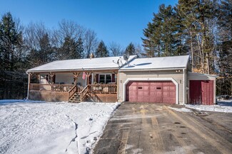 25 Columbus Cir, Lebanon, ME 04027
