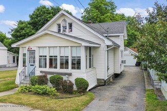 1749 Avenue M, Schenectady, NY 12304