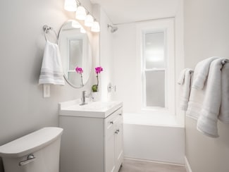 95 Green Hill Pkwy Unit 2, Worcester, MA 01605