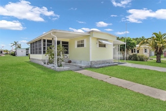 3210 Hampshire Dr, Holiday, FL 34690