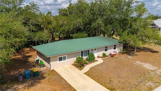 4009 Yucatan Cir, Port Charlotte, FL 33948