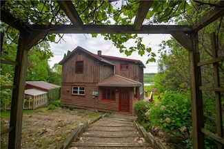 55 Elm Street Extension, Stoneboro, PA 16153