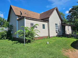 110 E Carnes St, Wheaton, MO 64874