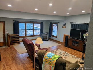 25241 Meadowlark Rd, Versailles, MO 65084