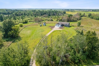 59642 240th St, Hewitt, MN 56453