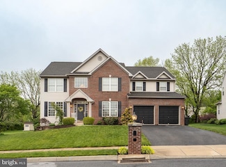 374 Mountain Blvd, Wernersville, PA 19565