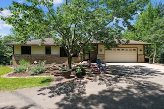 22470 Raven St NW, Cedar, MN 55011