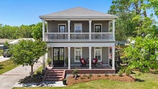 118 W Fourth St, Long Beach, MS 39560
