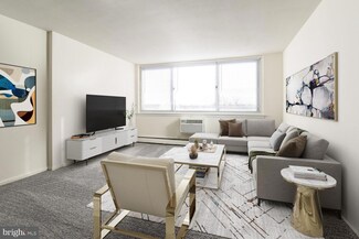 449 Hamilton St Unit 601, Norristown, PA 19401