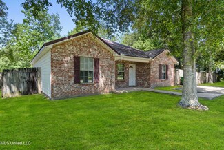 9505 Myers St, Vancleave, MS 39565