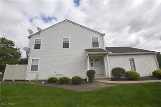 63 Canter Ln, Northfield, OH 44067