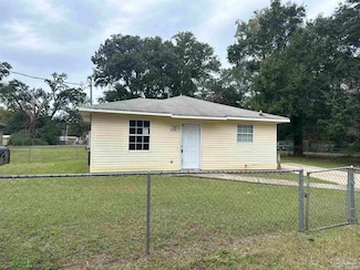 3426 1/2 Luke St, Pensacola, FL 32505