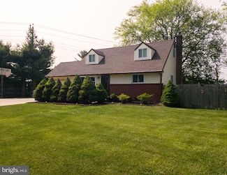 13 Mavista Cir, Newark, DE 19713