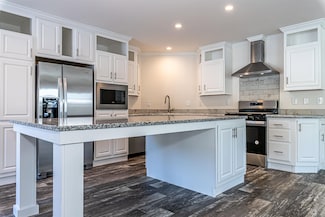 93 Osprey Rd, Alton, NH 03809