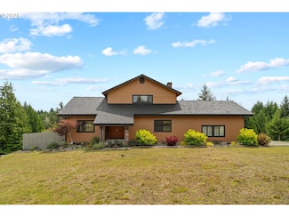 15 Spruce Ln, South Bend, WA 98586