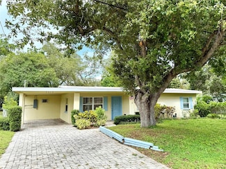 3575 Lake Highland Dr, Palm Harbor, FL 34683
