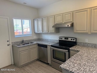 3533 E Glenn St Unit 1105, Tucson, AZ 85716
