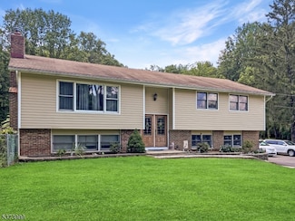 102 Buttermilk Bridge Rd, Washington, NJ 07882