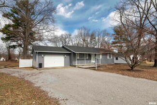310 E Legion St, Galatia, IL 62935