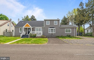 1039 Clinton Ave, Bensalem, PA 19020