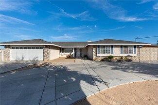 11043 Locust Ave, Hesperia, CA 92345