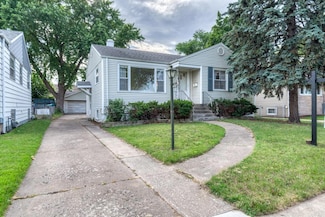 4508 Wisconsin Ave, Berwyn, IL 60402