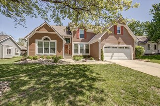 5329 Aminda St, Shawnee, KS 66226