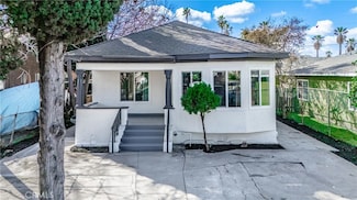 1374 E 46th St, Los Angeles, CA 90011