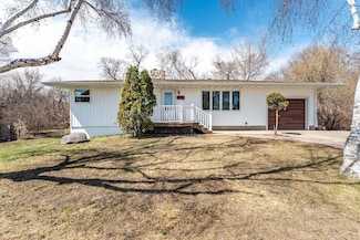 1112 S Mabelle Ave, Fergus Falls, MN 56537