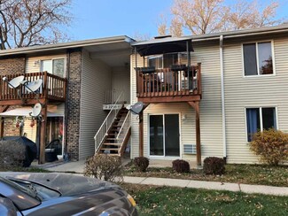 2200 Light Rd Unit 201, Oswego, IL 60543