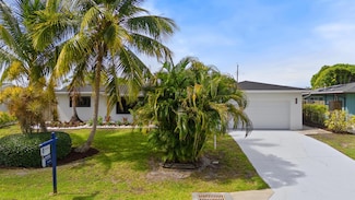 3914 Holly Dr, Palm Beach Gardens, FL 33410