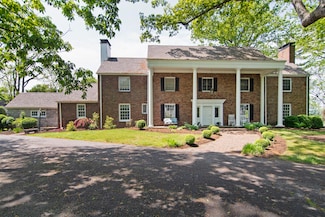150 Bell Dr, Lewisburg, WV 24901