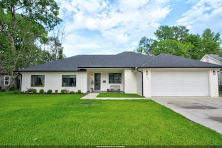 245 Marion Dr, Baton Rouge, LA 70806