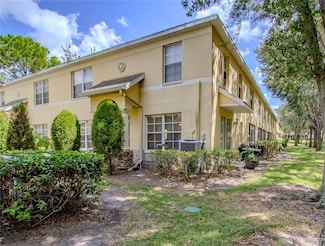 10917 Brickside Ct, Riverview, FL 33579