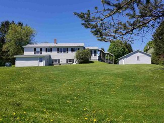 168 Speedwell Dr, Lyndonville, VT 05851