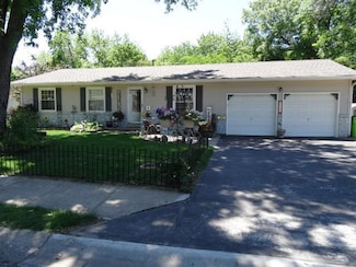 1502 S Main St, Harrisonville, MO 64701