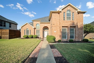4730 Parkhaven Dr, Garland, TX 75043