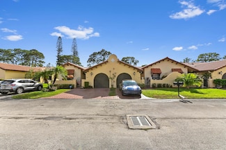 5272 Bolero Cir, Delray Beach, FL 33484