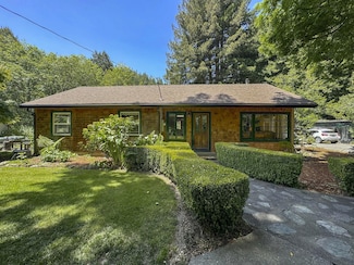 1794 Carson Woods Rd, Fortuna, CA 95540