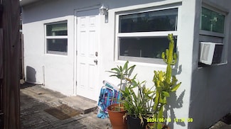 412 Macy St Unit Back House, West Palm Beach, FL 33405
