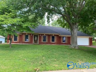 117 Canoebrook Ln, Huntsville, AL 35806